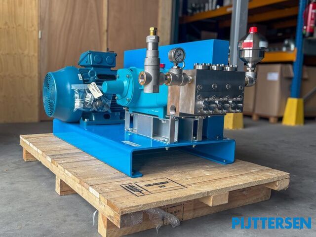 Delivery Cat Pumps 6831 pump set
