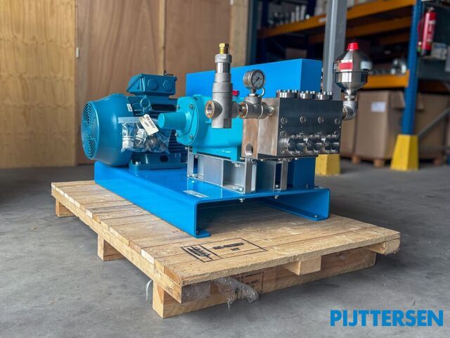 Delivery Cat Pumps 6831 pump set